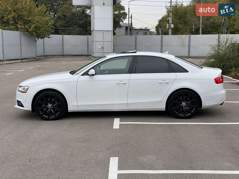 Седан Audi A4 2013 в Києві