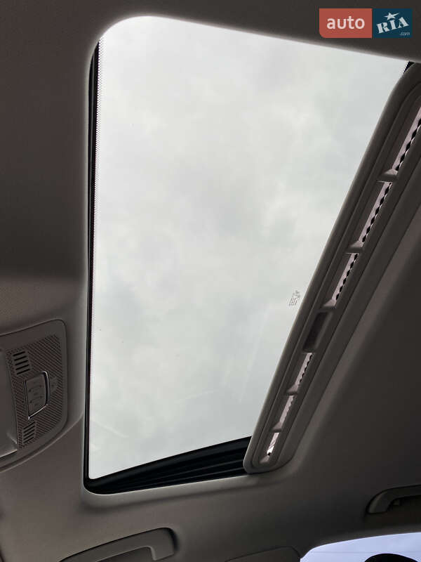 Седан Audi A4 2013 в Києві