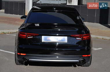 Седан Audi A4 2017 в 