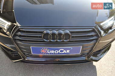 Седан Audi A4 2017 в 