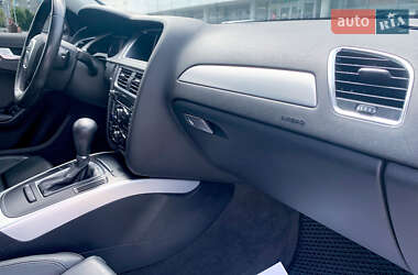 Седан Audi A4 2010 в 