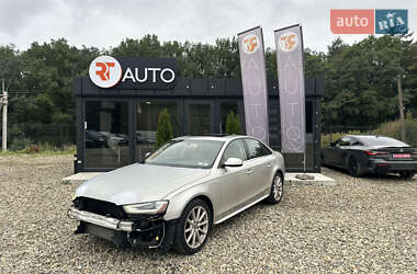 Седан Audi A4 2013 в Львове