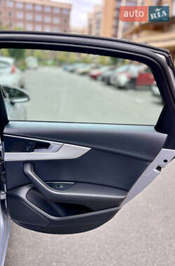 Седан Audi A4 2017 в 