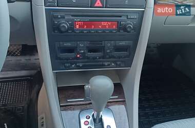 Седан Audi A4 2005 в 