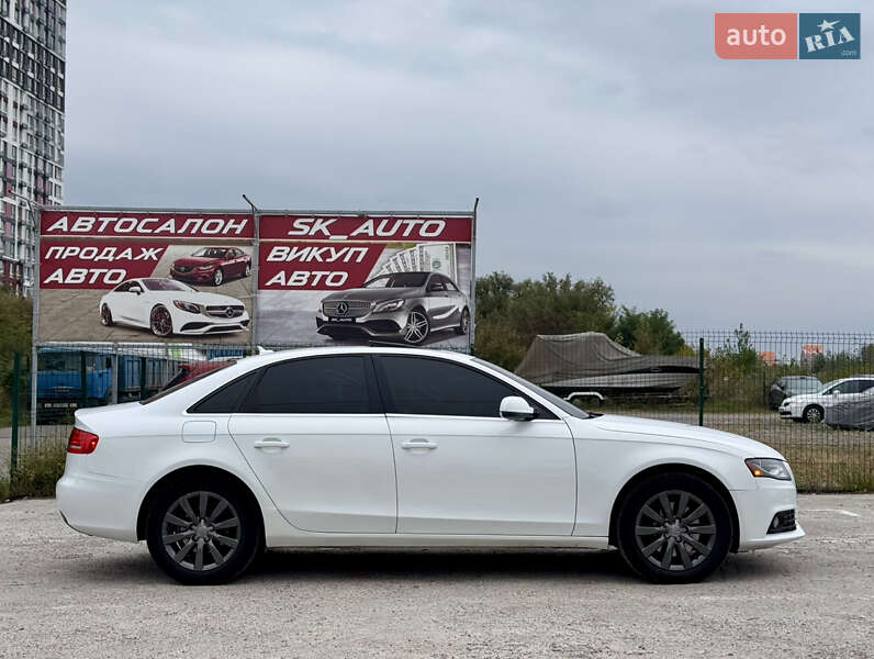 Седан Audi A4 2010 в Киеве