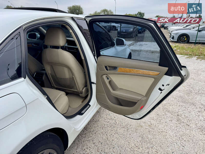 Седан Audi A4 2010 в Киеве