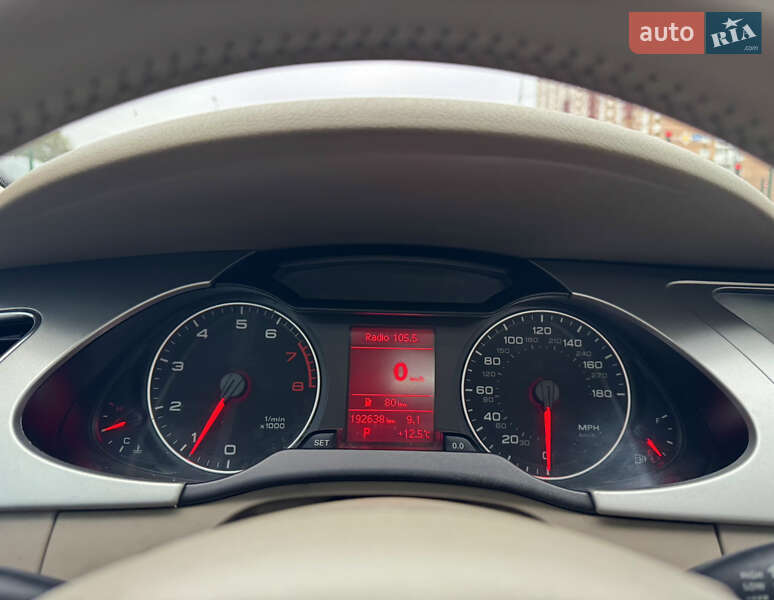 Седан Audi A4 2010 в Киеве