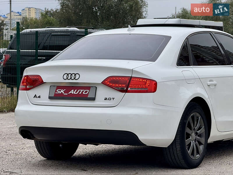 Седан Audi A4 2010 в Киеве