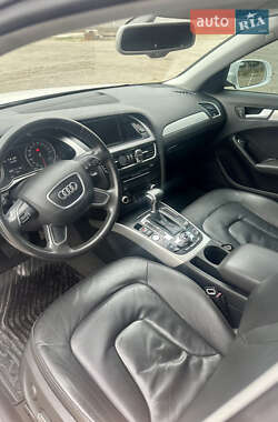 Седан Audi A4 2014 в 