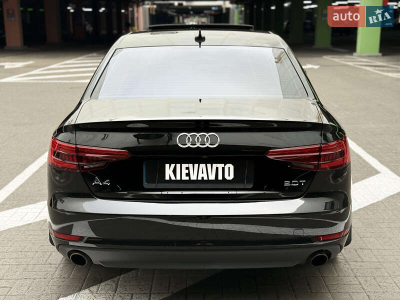 Седан Audi A4 2017 в Киеве