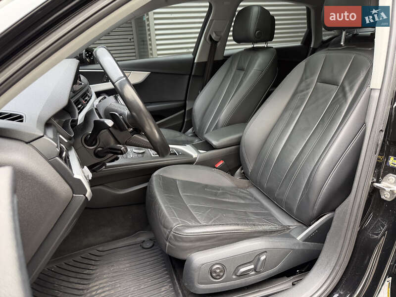 Седан Audi A4 2017 в Киеве