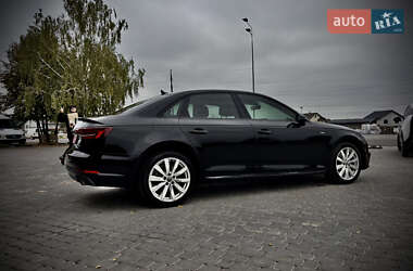 Седан Audi A4 2018 в 