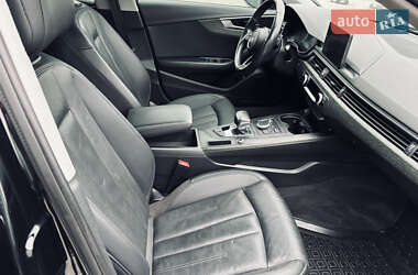 Седан Audi A4 2018 в 