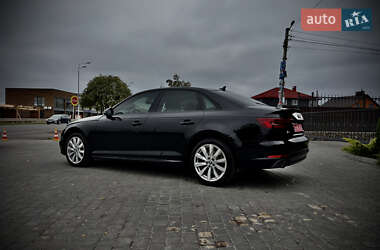 Седан Audi A4 2018 в 