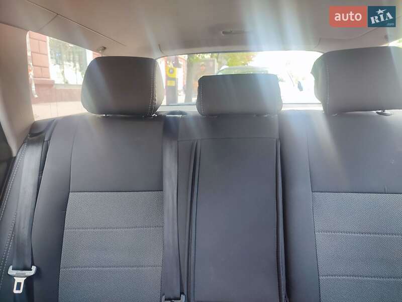 Универсал Audi A4 2004 в Днепре