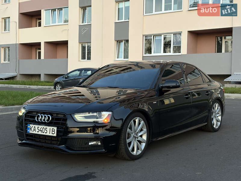 Седан Audi A4 2013 в 