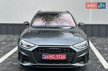 Универсал Audi A4 2022 в 