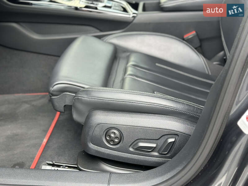 Универсал Audi A4 2022 в Ровно