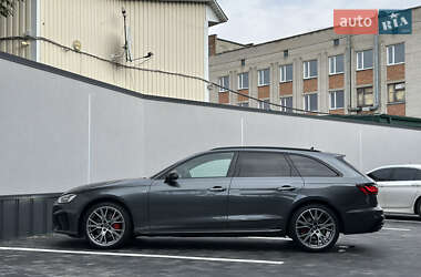 Универсал Audi A4 2022 в 