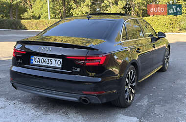 Седан Audi A4 2018 в 