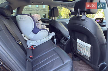 Седан Audi A4 2018 в 