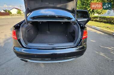 Седан Audi A4 2012 в 