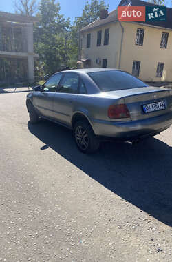 Седан Audi A4 1995 в 