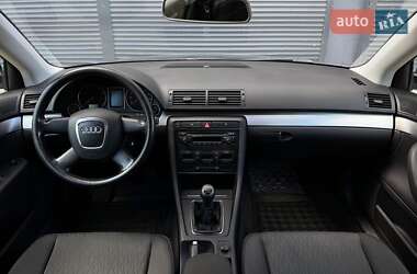 Седан Audi A4 2005 в 