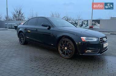 Седан Audi A4 2012 в 