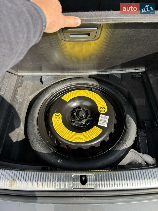 Универсал Audi A4 2016 в Киеве фото 10 Универсал Audi A4 2016 в Киеве