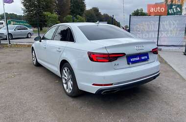 Седан Audi A4 2018 в 