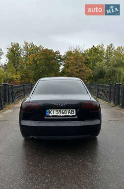 Седан Audi A4 2005 в 