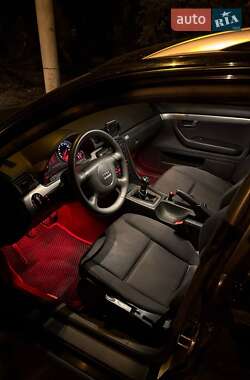 Универсал Audi A4 2003 в 