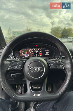Седан Audi A4 2018 в 