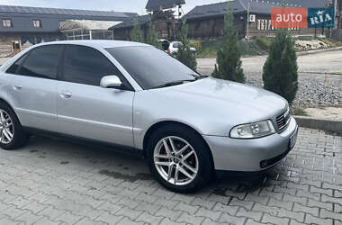 Седан Audi A4 1999 в 