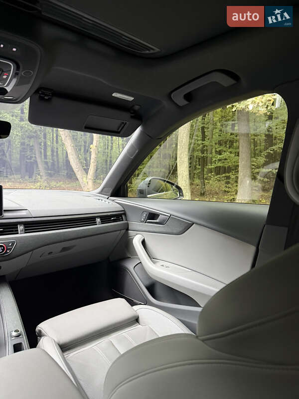 Седан Audi A4 2017 в Луцке