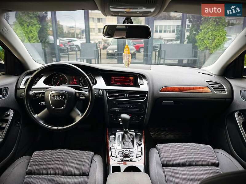 Седан Audi A4 2008 в Киеве