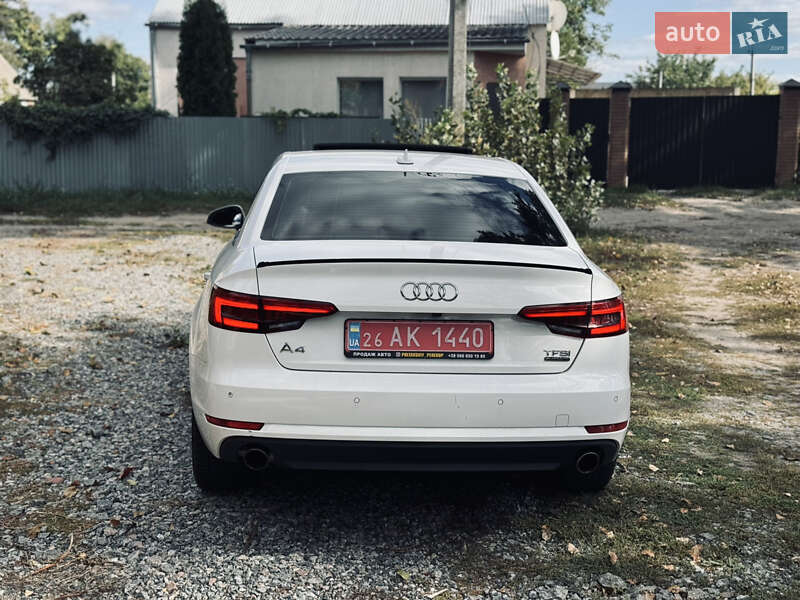 Седан Audi A4 2017 в Полтаві