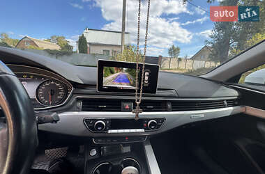 Седан Audi A4 2015 в Полтаве