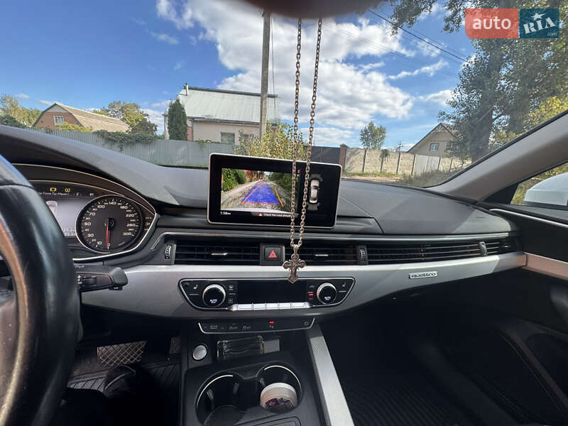 Седан Audi A4 2017 в Полтаві