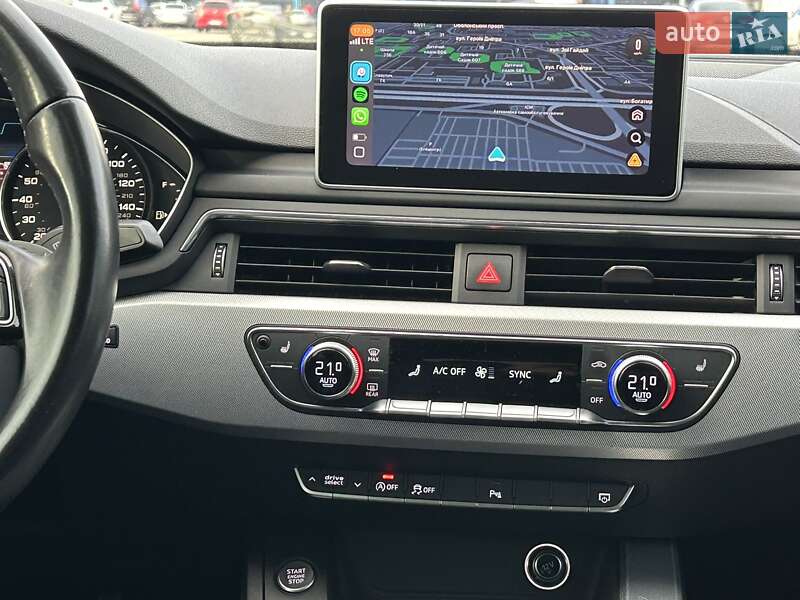 Седан Audi A4 2017 в Киеве