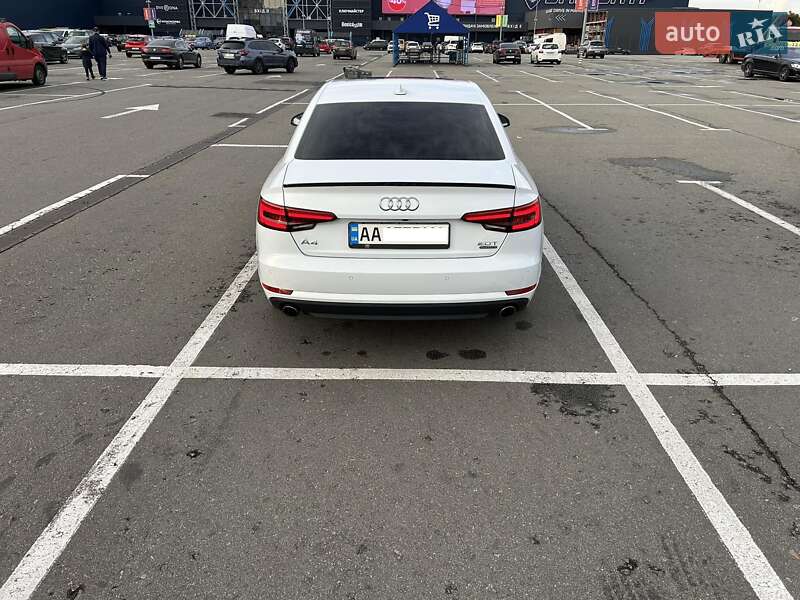 Седан Audi A4 2017 в Киеве