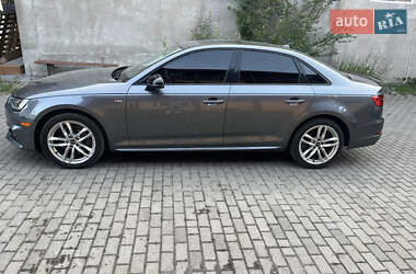 Седан Audi A4 2016 в 