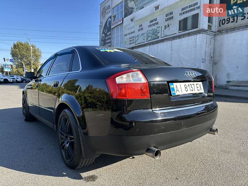 Седан Audi A4 2004 в Вышгороде