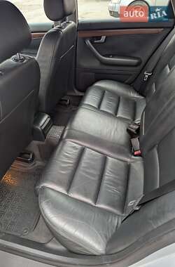 Седан Audi A4 2002 в 