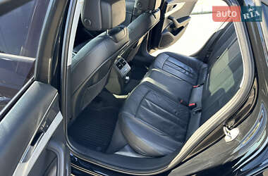 Седан Audi A4 2016 в 