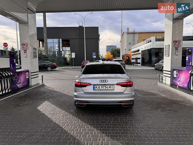 Седан Audi A4 2020 в Киеве