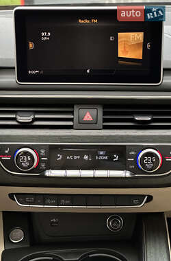 Седан Audi A4 2018 в 