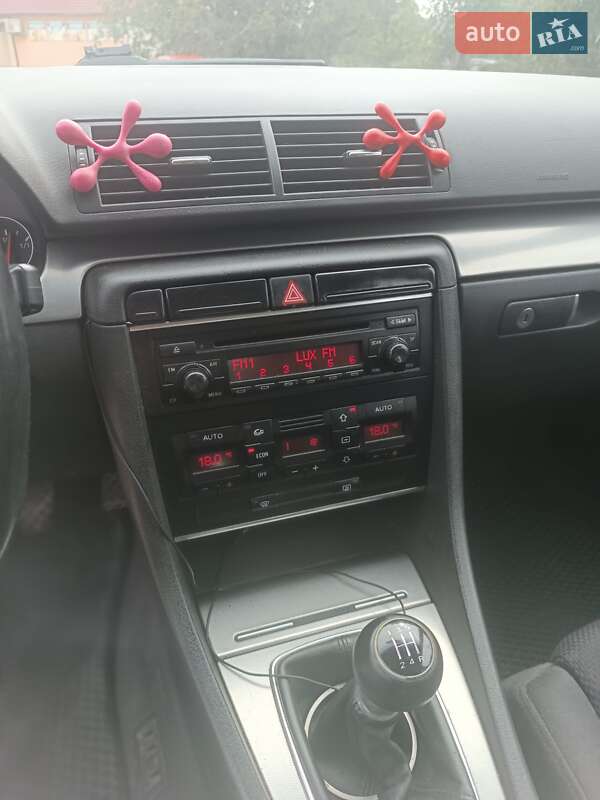 Универсал Audi A4 2002 в Городке