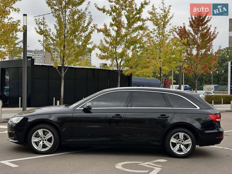 Универсал Audi A4 2017 в Киеве